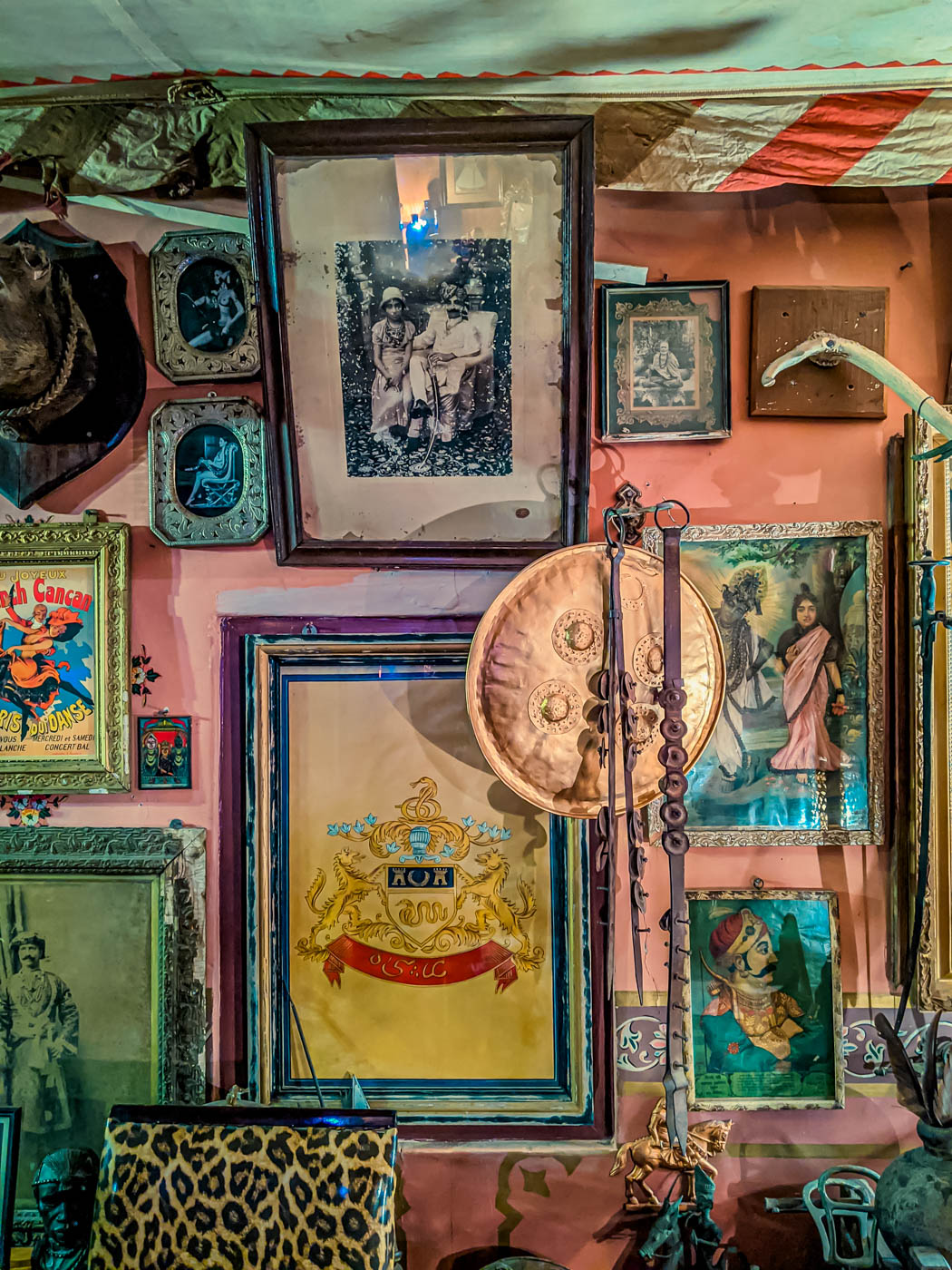 bhairon vilas, bikaner, hotel bhairon vilas, dive bar bikaner, dive bar, narendra bhawan bikaner, rajasthan, eyesfordestinations, eyesforrajasthan, rajasthan photographs, travel photographer, bikaner photographs, bikaner bar