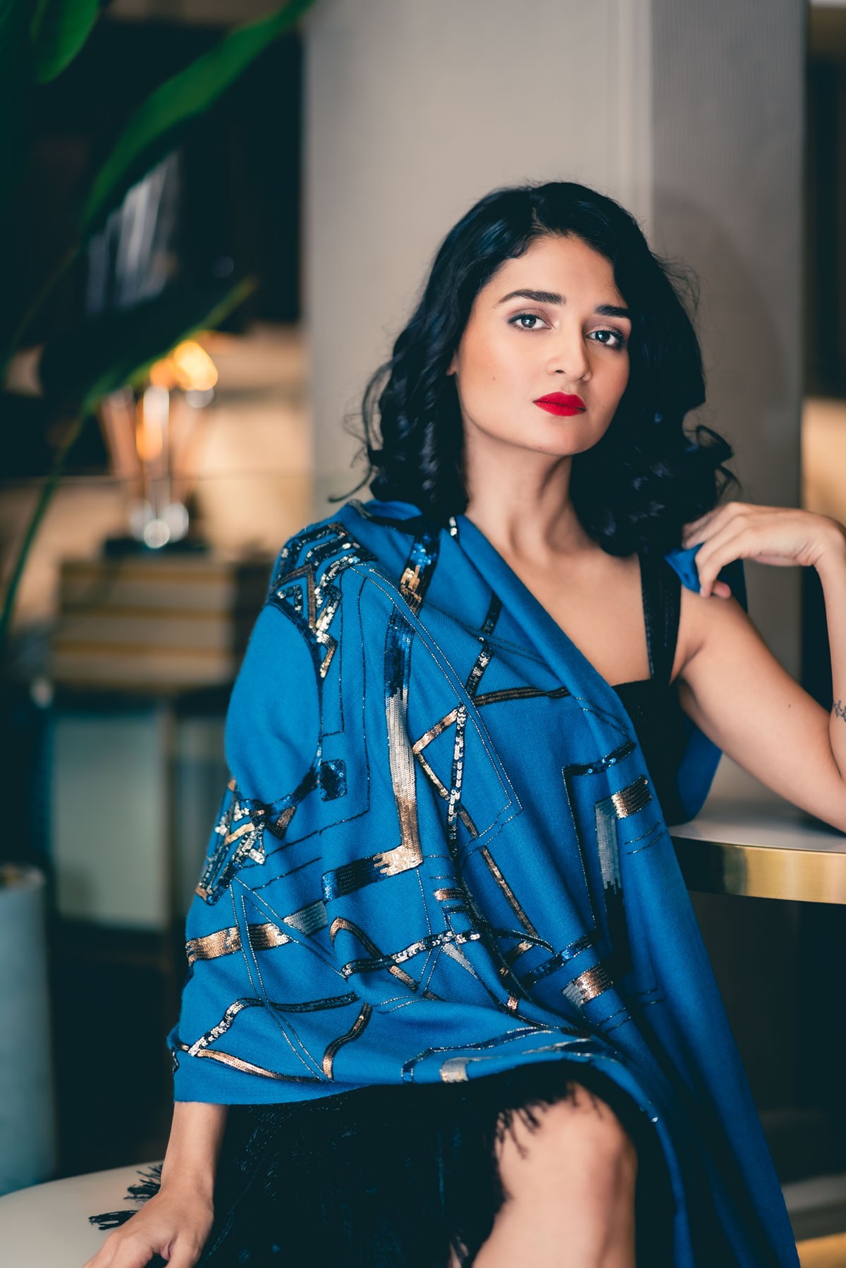 karishma jhalani, jyotika jhalani, janavi india, kiera chaplin, portraiture, luxury shawls, luxury stoles, cashmere shawls, cashmere stoles, fashion photography, luxury cashmere, fashion portraits, naina redhu, naina.co, fashion photographer, naina, luxury photographer, luxury photography