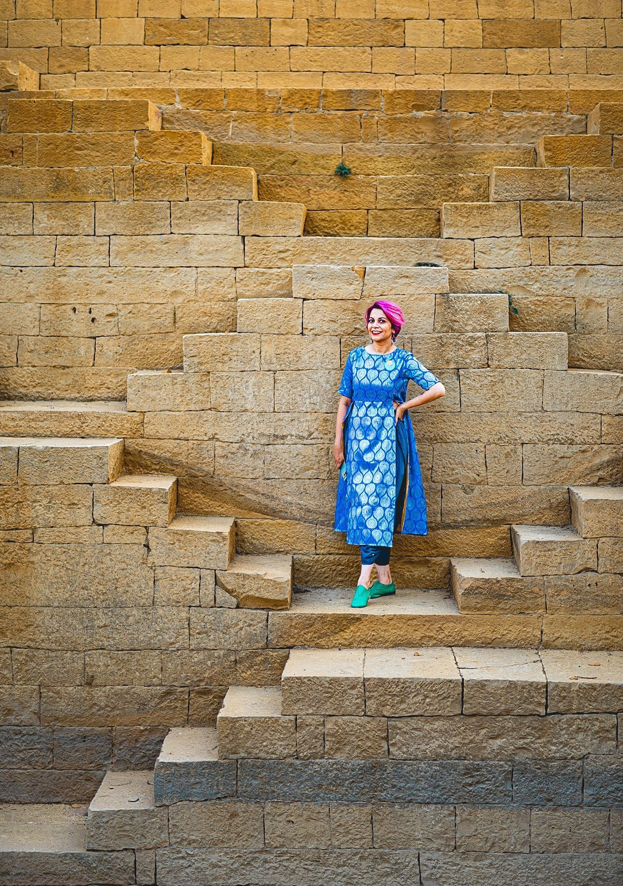 moolsagar, naina redhu, naina.co, jaisalmer, rajasthan, maharawal chaitanya raj singh, abhishti, brocade, festive wear, green shoes, green leather, silver brocade on blue, google pixel 7 pro, teampixel, nainaxgoogle, moolraj sagar, jaisalmer stepwell, jaisalmer baori, sachin singh