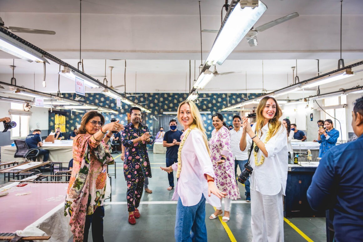 janavi india, jyotika jhalani, valentina collado, renata collado, editor, fashion director, vogue mexico, vogue latin america, the chanakya, factory visit, pashmina shawls, #eyesforluxury, #madeinindia, luxury photographer, luxury blogger, lifestyle photographer, lifestyle blogger, naina.co, naina redhu