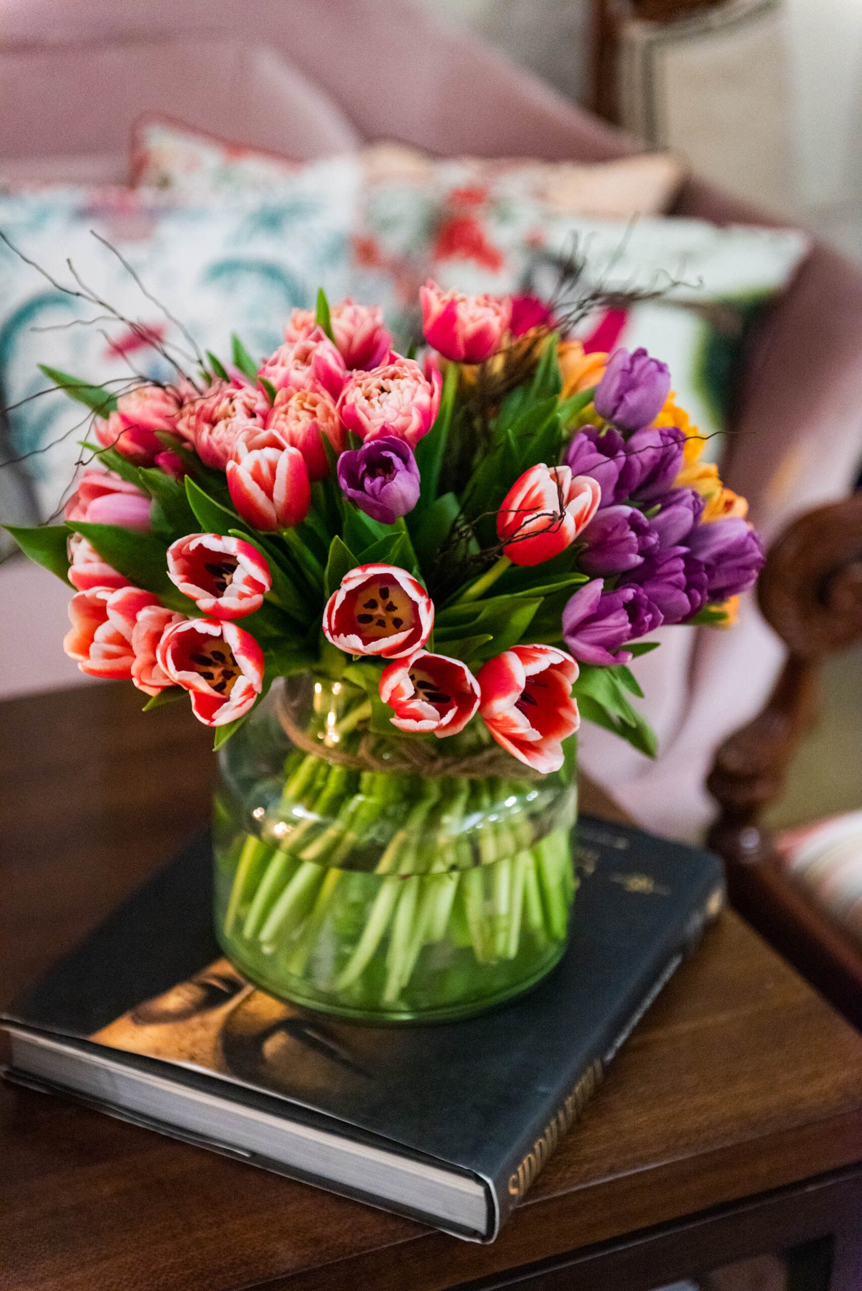 tulips, #MadeInIndia, 1 Magnolia Lane, Flower shop, #1MagnoliaLane, Naina Redhu, Photographer, Lifestyle Photographer, Lifestyle Blogger, Floral Atelier, Flower Photography