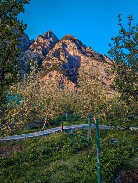 Banjara Experiences, Banjara Valley Retreat, Blogger, Himachal Pradesh, Hospitality Photographer, influencer, lifestyle photographer, luxury photographer, naina redhu, naina.co, Captain Sud, Sangla Valley, Karchham Dam, Baspa River, Kinnaur, India, travel photographer