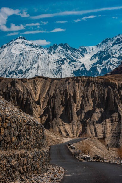 banjara experiences, naina redhu, naina.co, tethys himalayan den, spiti, chicham khas, lahaul spiti, himachal pradesh, eyesfordestinations, mountains, himalayas, himalayn griffon, vulture, red fox, blue sheep, ibex, wildlife, snow leaopard, kaza market, tabo, mane, tectonic plates, chicham bridge, gete village, kee monastery, key, ladarcha, kiyato, manali road, travel photographer, landscape photographer, #NAINAxBanjaraExperiences