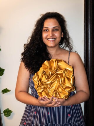 sold, original art, folded acrylic paint on canvas, made in india, khaosphilos, naina redhu, naina.co, contemporary art, indian artist, certificate of authenticity, wearable art brooch, contemporary art brooch,  mega gold
