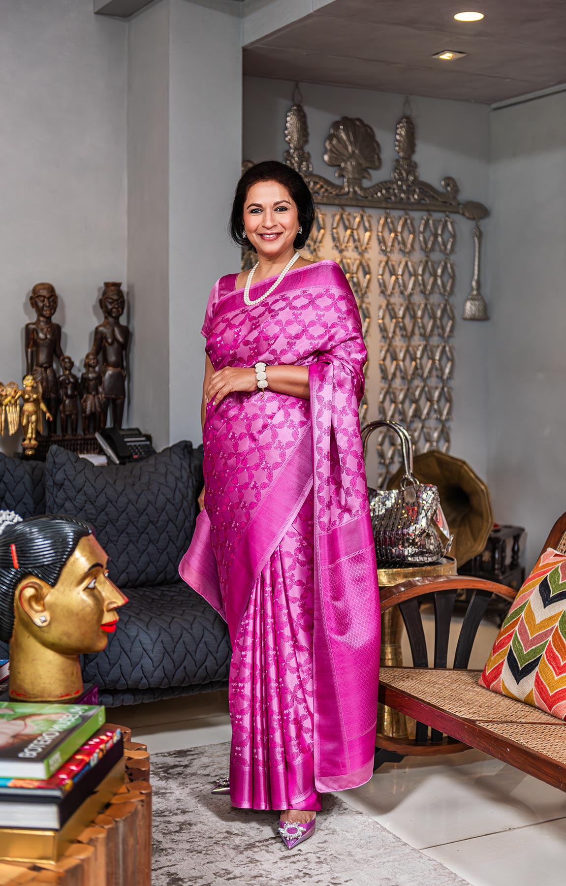 priya paul, angadi, advaya, national handloom day, portraiture, portrait photographer, women photographers, naina.co, naina redhu, tccggd, satin brocade saree, delhi portrait photographer, head shot photographer, corporate portrait photographer