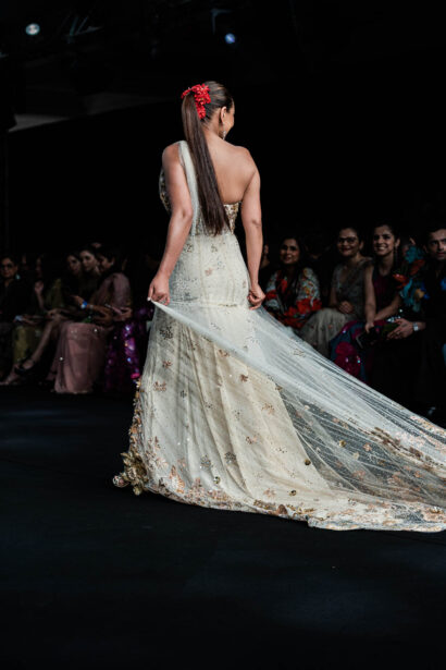 #EyesForFashion, couture 2024, couture presentation, Divya Mishra, nargis couture, fashion designer, fashion show, indian couture, indian fashion, Indian Fashion Designer, naina redhu, naina.co, professional photographer, Rahul Mishra, Runway, India Couture Week, backstage, fashion photographer, runway photographer