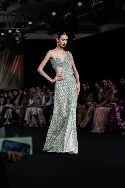 #EyesForFashion, couture 2024, couture presentation, Divya Mishra, nargis couture, fashion designer, fashion show, indian couture, indian fashion, Indian Fashion Designer, naina redhu, naina.co, professional photographer, Rahul Mishra, Runway, India Couture Week, backstage, fashion photographer, runway photographer