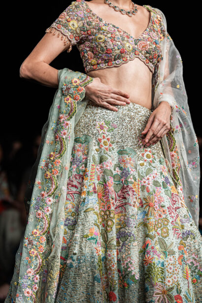 #EyesForFashion, couture 2024, couture presentation, Divya Mishra, nargis couture, fashion designer, fashion show, indian couture, indian fashion, Indian Fashion Designer, naina redhu, naina.co, professional photographer, Rahul Mishra, Runway, India Couture Week, backstage, fashion photographer, runway photographer