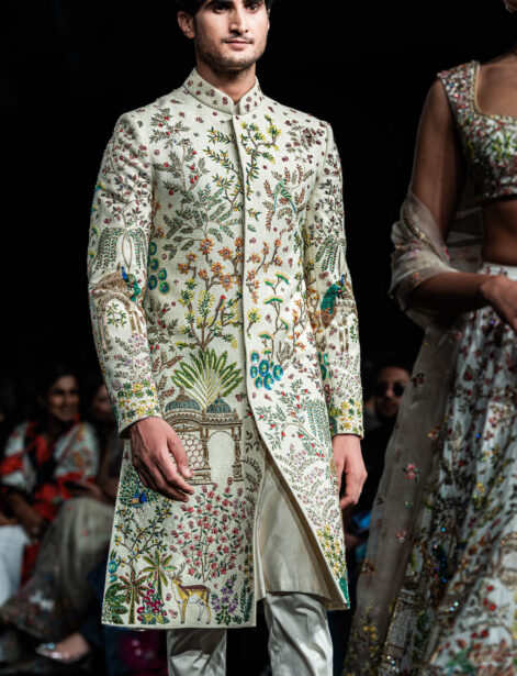 #EyesForFashion, couture 2024, couture presentation, Divya Mishra, nargis couture, fashion designer, fashion show, indian couture, indian fashion, Indian Fashion Designer, naina redhu, naina.co, professional photographer, Rahul Mishra, Runway, India Couture Week, backstage, fashion photographer, runway photographer