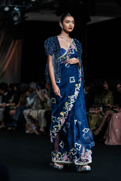 #EyesForFashion, couture 2024, couture presentation, Divya Mishra, nargis couture, fashion designer, fashion show, indian couture, indian fashion, Indian Fashion Designer, naina redhu, naina.co, professional photographer, Rahul Mishra, Runway, India Couture Week, backstage, fashion photographer, runway photographer