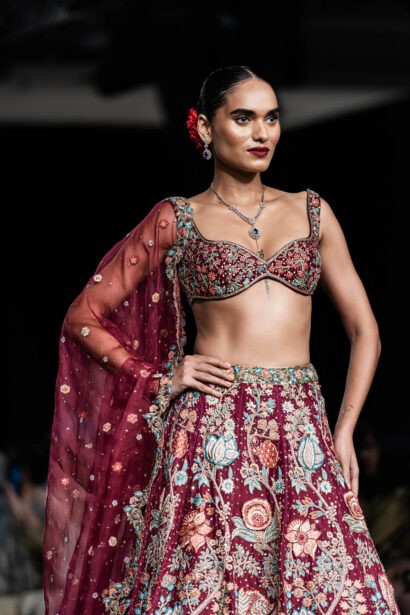 #EyesForFashion, couture 2024, couture presentation, Divya Mishra, nargis couture, fashion designer, fashion show, indian couture, indian fashion, Indian Fashion Designer, naina redhu, naina.co, professional photographer, Rahul Mishra, Runway, India Couture Week, backstage, fashion photographer, runway photographer