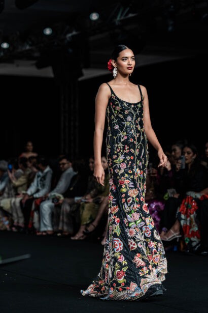 #EyesForFashion, couture 2024, couture presentation, Divya Mishra, nargis couture, fashion designer, fashion show, indian couture, indian fashion, Indian Fashion Designer, naina redhu, naina.co, professional photographer, Rahul Mishra, Runway, India Couture Week, backstage, fashion photographer, runway photographer