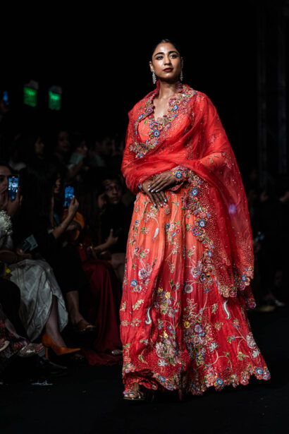 #EyesForFashion, couture 2024, couture presentation, Divya Mishra, nargis couture, fashion designer, fashion show, indian couture, indian fashion, Indian Fashion Designer, naina redhu, naina.co, professional photographer, Rahul Mishra, Runway, India Couture Week, backstage, fashion photographer, runway photographer