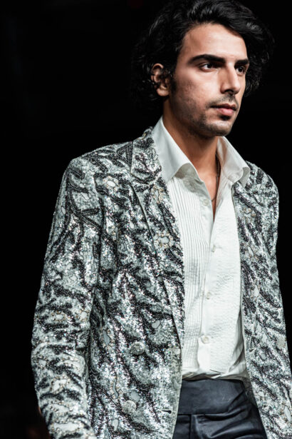 #EyesForFashion, couture 2024, couture presentation, Divya Mishra, nargis couture, fashion designer, fashion show, indian couture, indian fashion, Indian Fashion Designer, naina redhu, naina.co, professional photographer, Rahul Mishra, Runway, India Couture Week, backstage, fashion photographer, runway photographer