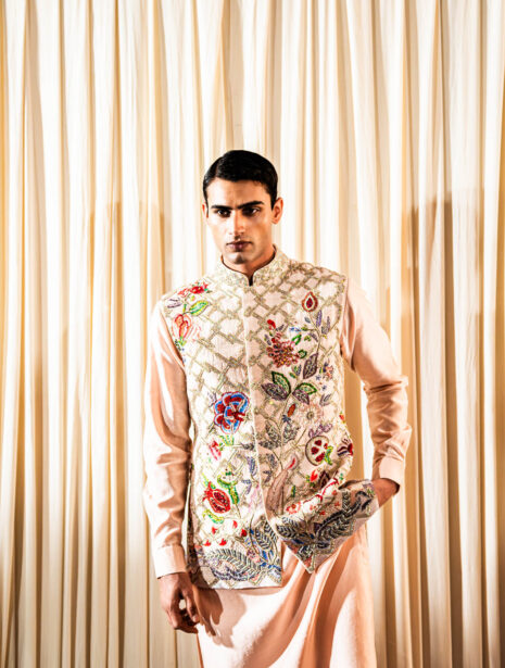 #EyesForFashion, couture 2024, couture presentation, Divya Mishra, nargis couture, fashion designer, fashion show, indian couture, indian fashion, Indian Fashion Designer, naina redhu, naina.co, professional photographer, Rahul Mishra, Runway, India Couture Week, backstage, fashion photographer, runway photographer