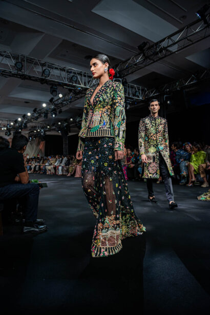 #EyesForFashion, couture 2024, couture presentation, Divya Mishra, nargis couture, fashion designer, fashion show, indian couture, indian fashion, Indian Fashion Designer, naina redhu, naina.co, professional photographer, Rahul Mishra, Runway, India Couture Week, backstage, fashion photographer, runway photographer