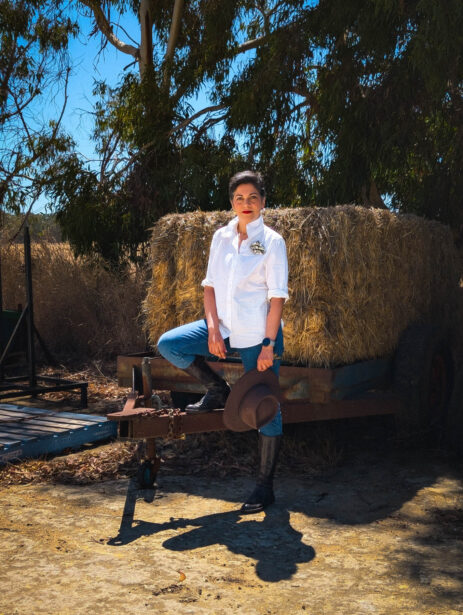 naina.co, naina redhu, Adelaide photographer, lifestyle, wine, eight at the gate, eightatthegate, wrattonbully, south Australia, wine region, wine estate, vineyard, photography,jane Richards, claire Richards, tom, meg, grapes, grape vine, south australian
