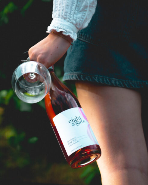 naina.co, naina redhu, Adelaide photographer, lifestyle, wine, eight at the gate, eightatthegate, wrattonbully, south Australia, wine region, wine estate, vineyard, photography,jane Richards, claire Richards, tom, meg, grapes, grape vine, south australian