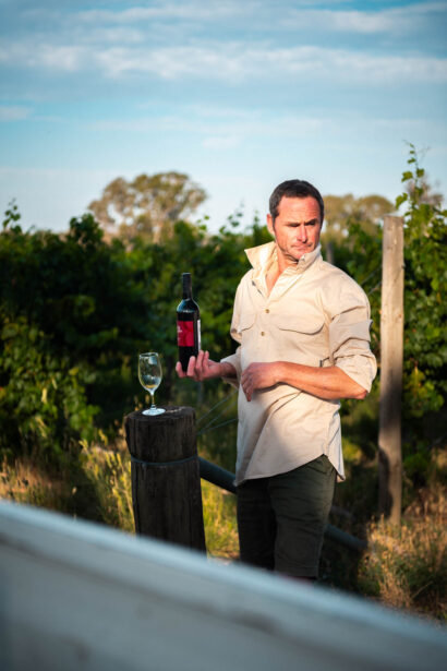 naina.co, naina redhu, Adelaide photographer, lifestyle, wine, eight at the gate, eightatthegate, wrattonbully, south Australia, wine region, wine estate, vineyard, photography,jane Richards, claire Richards, tom, meg, grapes, grape vine, south australian