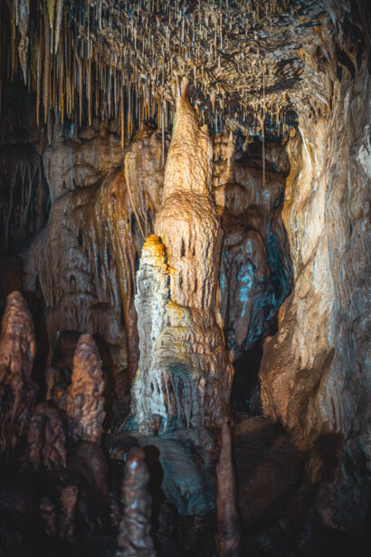 naina.co, naina redhu, Adelaide photographer, lifestyle, wine, eight at the gate, eightatthegate, wrattonbully, south Australia, wine region, wine estate, vineyard, photography, jane Richards, south Australian, limestone coast, naracoorte caves, limestone caves, stalactites, stalagmites, Alexandra caves, world heritage site, unesco