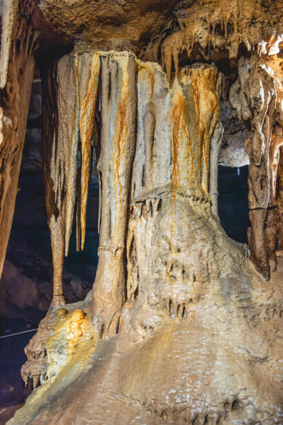 naina.co, naina redhu, Adelaide photographer, lifestyle, wine, eight at the gate, eightatthegate, wrattonbully, south Australia, wine region, wine estate, vineyard, photography, jane Richards, south Australian, limestone coast, naracoorte caves, limestone caves, stalactites, stalagmites, Alexandra caves, world heritage site, unesco
