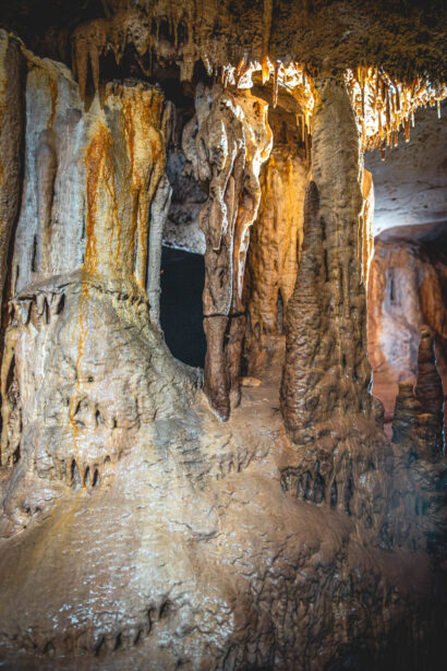 naina.co, naina redhu, Adelaide photographer, lifestyle, wine, eight at the gate, eightatthegate, wrattonbully, south Australia, wine region, wine estate, vineyard, photography, jane Richards, south Australian, limestone coast, naracoorte caves, limestone caves, stalactites, stalagmites, Alexandra caves, world heritage site, unesco