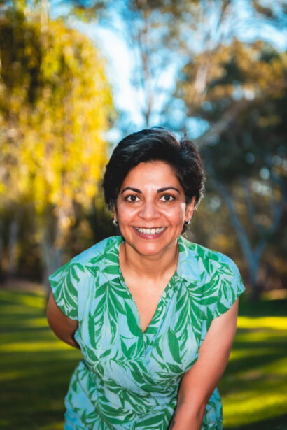naina redhu, naina.co, Adelaide photographer, south Australia, felixstow reserve, landscape photographer, photographer, writer, experience collector, blogger, nature photographer, professional photographer, Australian, trees, lawn, lake, herbarium, Klemzig, Norwood payneham