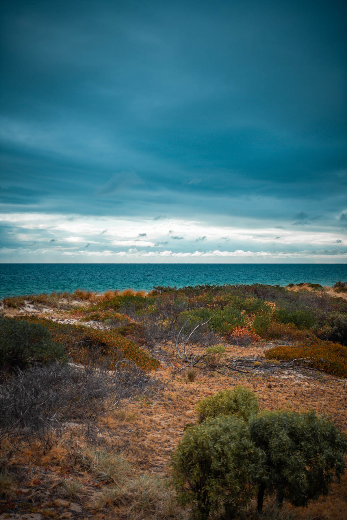 naina redhu, naina.co, Adelaide photographer, South Australia, Henley Beach, seascape, landscape, landscape photographer, photographer, writer, experience collector, blogger, nature photographer, professional photographer, Australian, ocean waves, sunset, beaches, sand