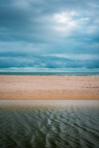naina redhu, naina.co, Adelaide photographer, South Australia, Henley Beach, seascape, landscape, landscape photographer, photographer, writer, experience collector, blogger, nature photographer, professional photographer, Australian, ocean waves, sunset, beaches, sand