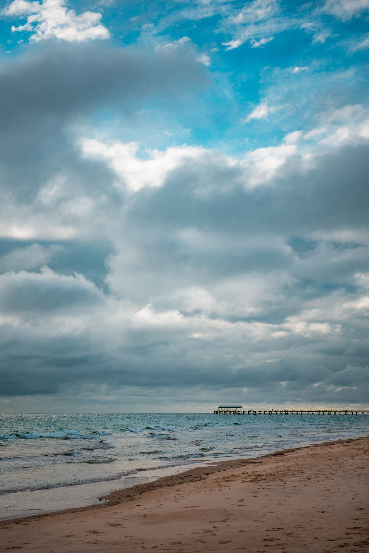 naina redhu, naina.co, Adelaide photographer, South Australia, Henley Beach, seascape, landscape, landscape photographer, photographer, writer, experience collector, blogger, nature photographer, professional photographer, Australian, ocean waves, sunset, beaches, sand