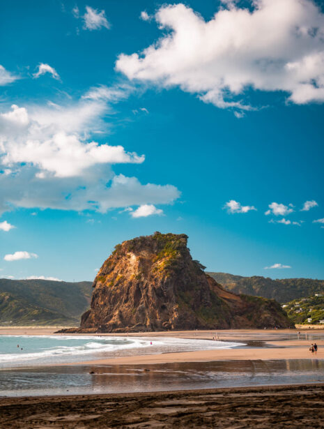 naina redhu, naina.co, new zealand, auckland, piha beach, black sand, tourism, travel photographer, ocean, self portraits, writer, blogger, experience collector, Adelaide photographer, sunset, waves, the gap