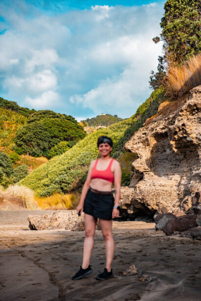 naina redhu, naina.co, new zealand, auckland, piha beach, black sand, tourism, travel photographer, ocean, self portraits, writer, blogger, experience collector, Adelaide photographer, sunset, waves, the gap
