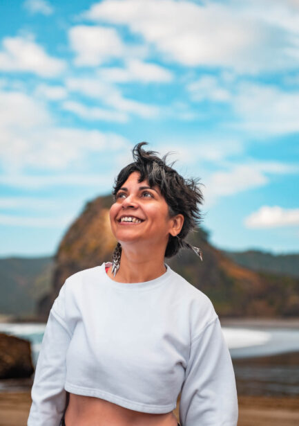 naina redhu, naina.co, new zealand, auckland, piha beach, black sand, tourism, travel photographer, ocean, self portraits, writer, blogger, experience collector, Adelaide photographer, sunset, waves, the gap