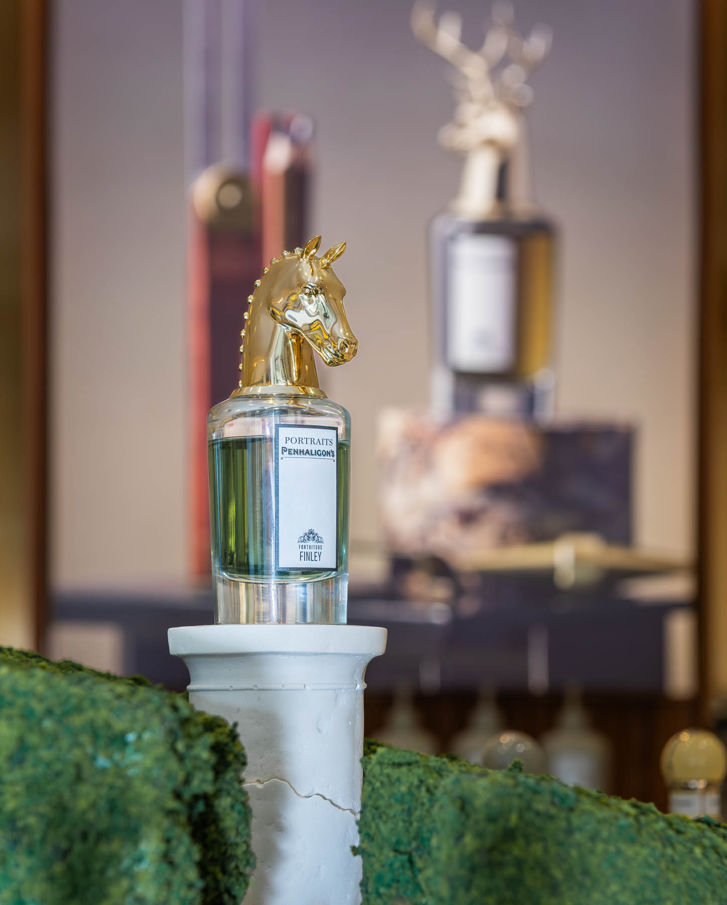 penhaligons, David Jones, Adelaide photographer, store front, visual merchandise photographer, store photographer, store photography, fragrance brand, London, PUIG, perfumes, eyesforluxury, luxury brand, puig oceania, naina Redhu, naina.co, professional photography