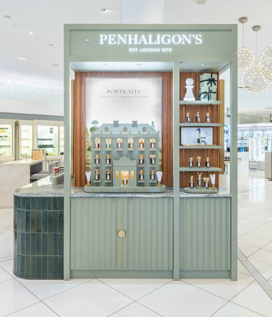 penhaligons, David Jones, Adelaide photographer, store front, visual merchandise photographer, store photographer, store photography, fragrance brand, London, PUIG, perfumes, eyesforluxury, luxury brand, puig oceania, naina Redhu, naina.co, professional photography