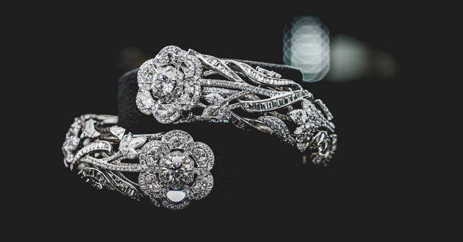 naina redhu, naina.co, Adelaide photographer, south Australia, jewelery photographer, product photography, product photographer, jewellery photography, photos for social media, photographer, writer, experience collector, blogger, photographer, professional photographer, Australian